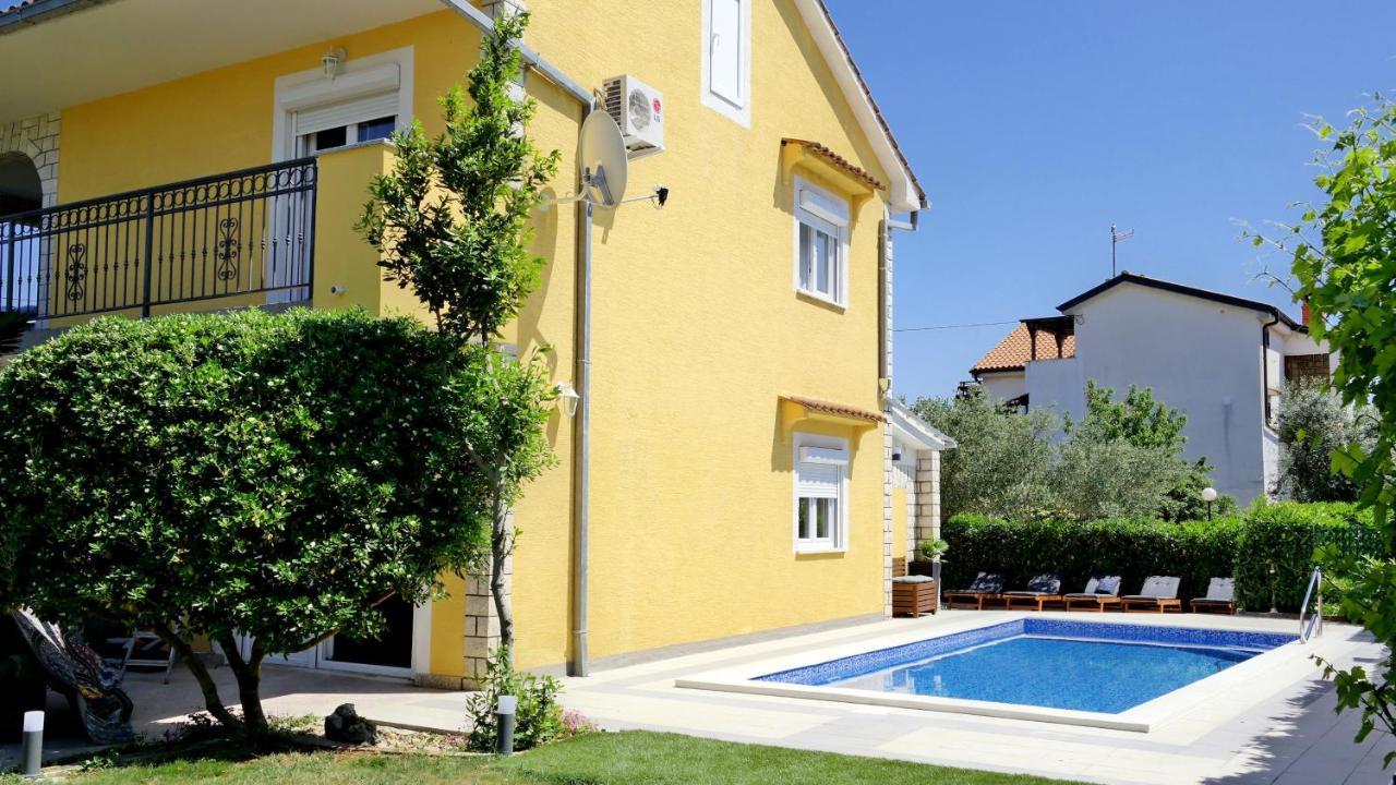 Holiday House Holek Šilo Exterior foto